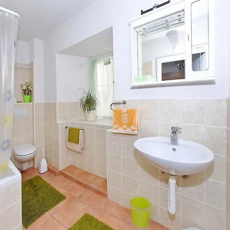Guest house Old Town - Koludraska Street
