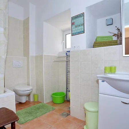 Guest house Old Town - Koludraska Street Pag Town